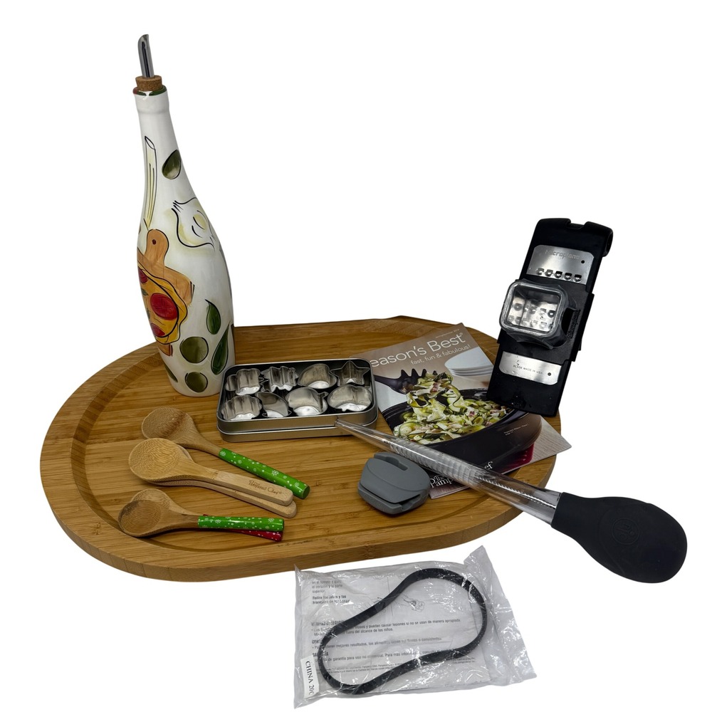 Pampered Chef‎ Microplane Kitchen Bundle Bamboo Tray Oil Cruet Grater + MORE
